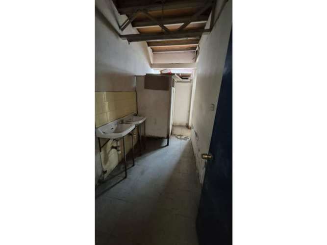 Arriendo local comercial y bodega de 550 m2 en Patronato.