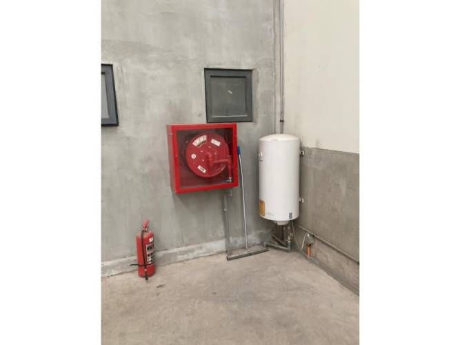 Arriendo bodega de 430 m2 c/of en Sector Buenaventura.