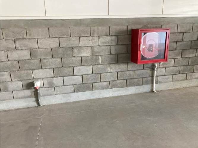 Arriendo bodega nueva c/of de 463 m2 en P. Industrial