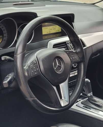 Mercedes Benz C220D BlueEFFICIENCY 2012 