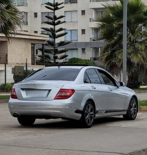 Mercedes Benz C220D BlueEFFICIENCY 2012 