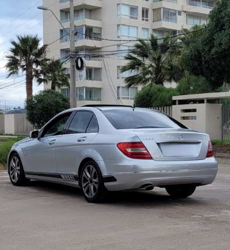 Mercedes Benz C220D BlueEFFICIENCY 2012 