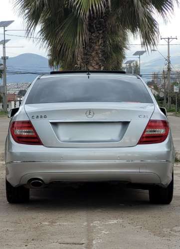 Mercedes Benz C220D BlueEFFICIENCY 2012 