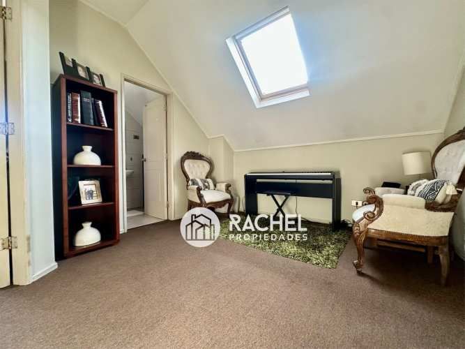 En VENTA IMPECABLE CASA 4 DORMITORIOS SECTOR ALCANTARA