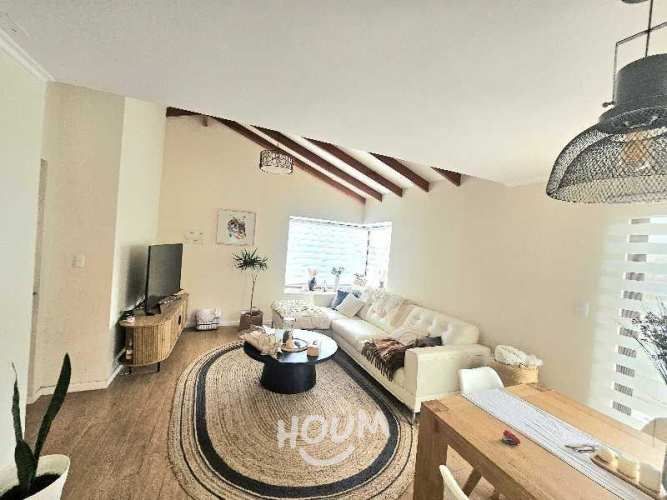 Casa en Avenida Raúl Bitrán