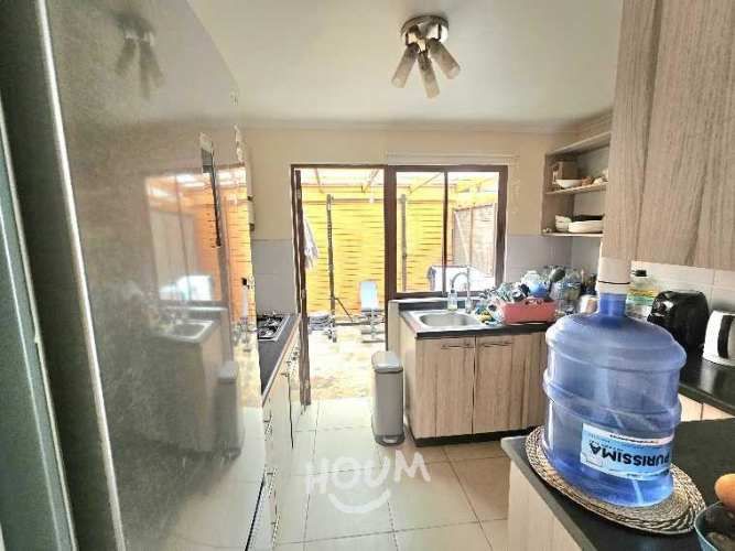 Casa en Avenida Raúl Bitrán