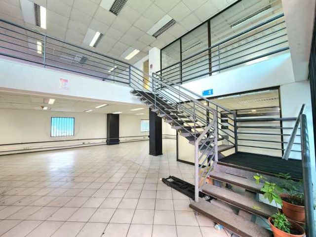 VENTA LOCAL COMERCIAL  VIÑA DEL MAR  2 P