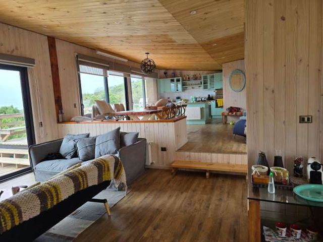 HERMOSA CASA EN CODOMINIO LAS ROCAS DEL MAR/ LOS MOLLES