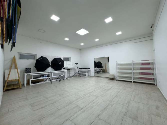 LOCAL COMERCIAL Gamma Estudio