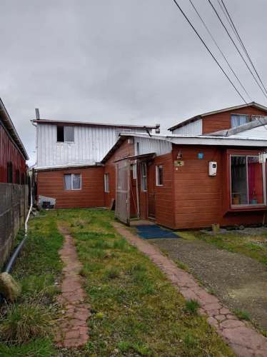 CASA Al final de la calle principal al costado de la linea ferrea