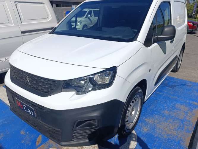 PEUGEOT PARTNER 2022