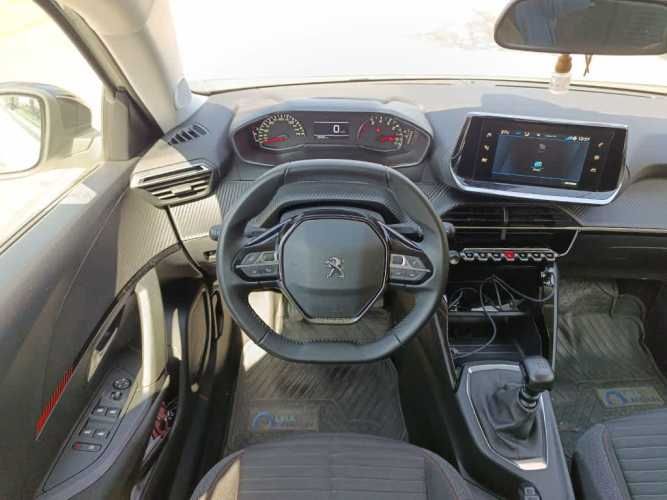 PEUGEOT 2008 2022