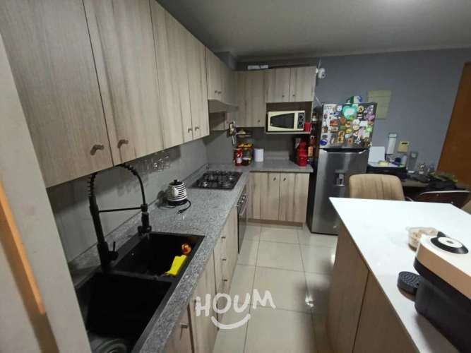 Departamento en Primera Avenida