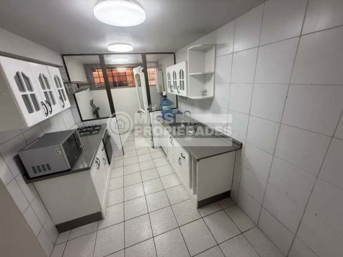 SE VENDE DEPARTAMENTO EN EDIFICIO ARRECIFE 4