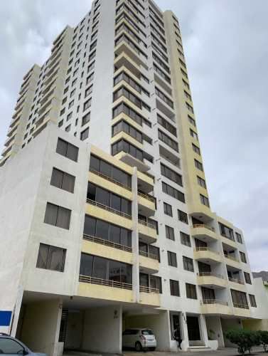 VENDO DEPTO EXCELENTE ESTADO CALLE COPIAPO CENTRAL 3 DORMITORIOS