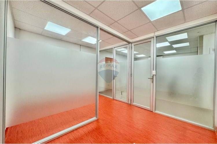 Oficina la concepción - metro pedro de valdivia