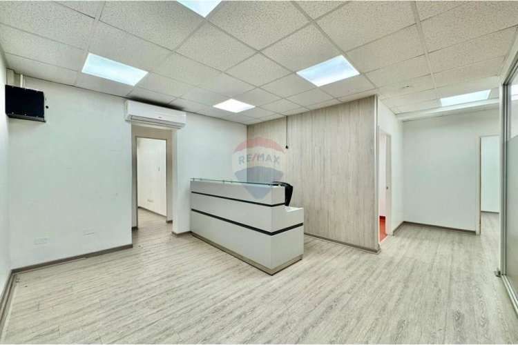 Oficina la concepción - metro pedro de valdivia