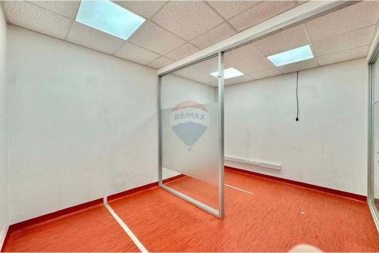 Oficina la concepción - metro pedro de valdivia