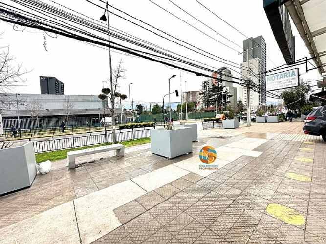 ARRIENDO OFICINA EN EL 14 DE VICUÑA M. LA FLORIDA.