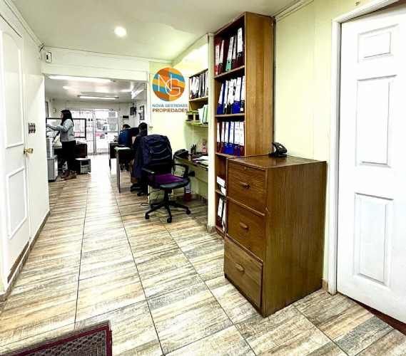 ARRIENDO OFICINA EN EL 14 DE VICUÑA M. LA FLORIDA.