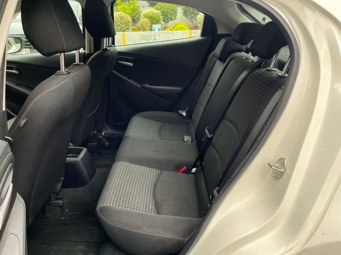 Mazda 2 Sport 1.5 MT V (2018)