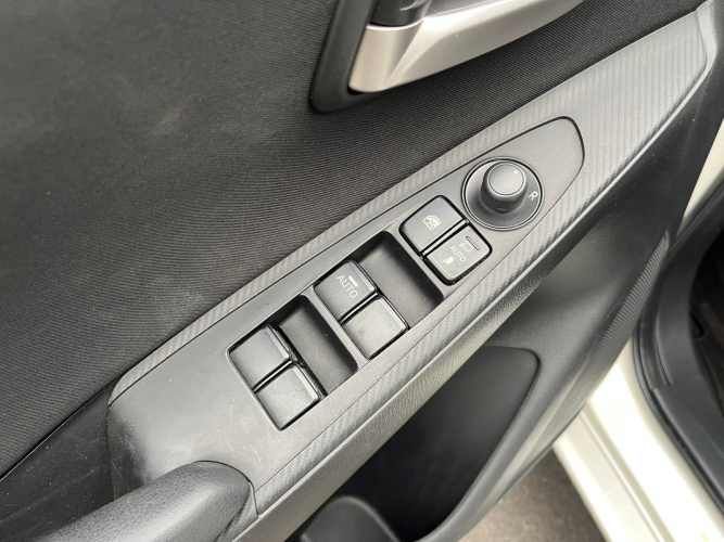 Mazda 2 Sport 1.5 MT V (2018)