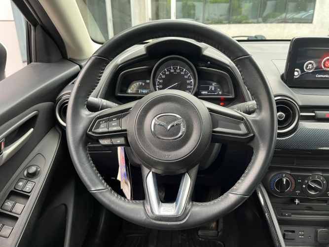 Mazda 2 Sport 1.5 MT V (2018)