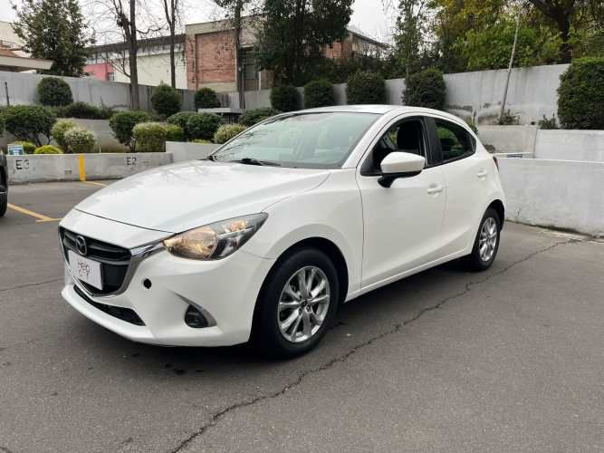Mazda 2 Sport 1.5 MT V (2018)