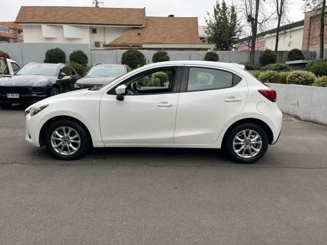Mazda 2 Sport 1.5 MT V (2018)
