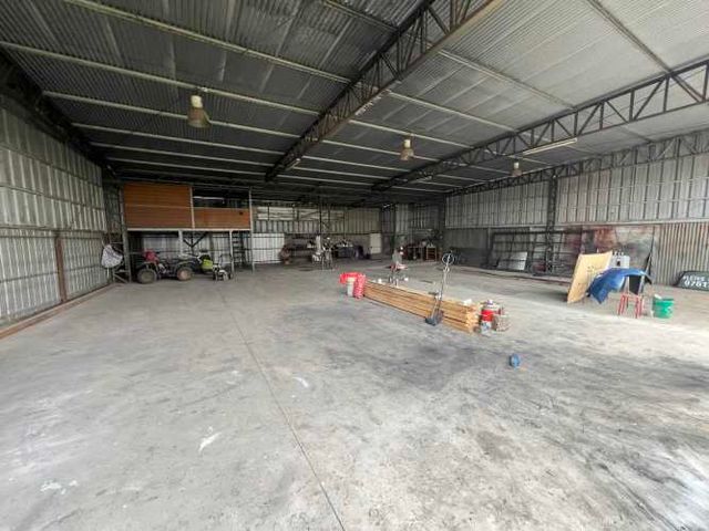 Arriendo galpon en sector rio viejo, amplio terreno