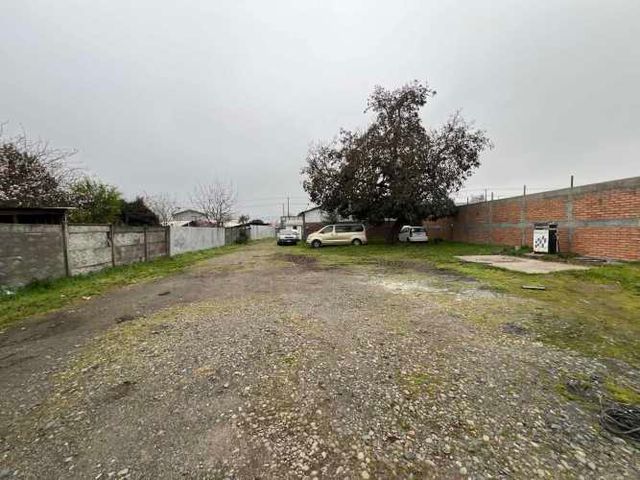 Arriendo galpon en sector rio viejo, amplio terreno