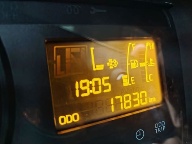 Camion Hino ZXU 616 2021