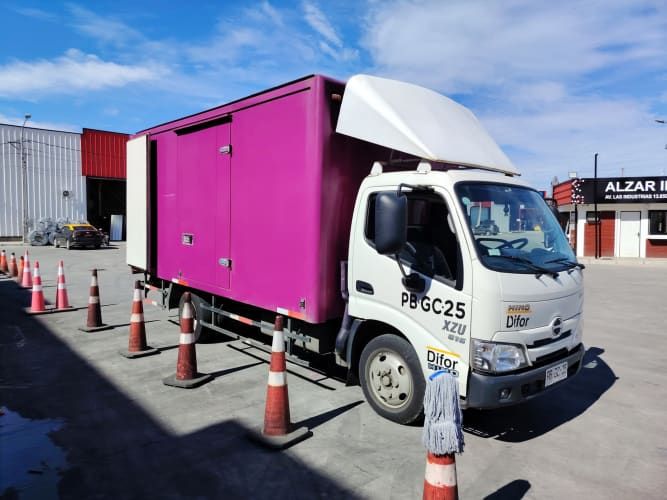 Camion Hino ZXU 616 2021