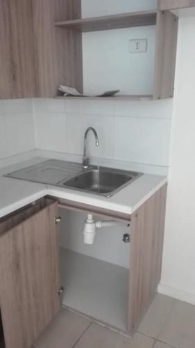 A Pasos Metro Ecuador, 1 Dormitorio, 1 Baño. Cod. 408