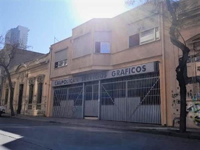 LOCAL COMERCIAL CON EXCELENTE UBICACION EN COMUNA DE SANTIAGO