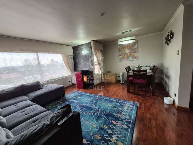 Cómodo departamento con excelente ubicación