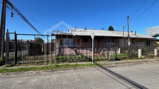 TERRENO A PASOS DE BANCOS, EN PRESIDENTE IBAÑEZ