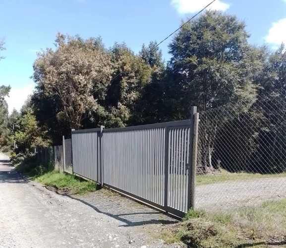 Casa amplia en parcela de 5.448 mts2 sector Panitao