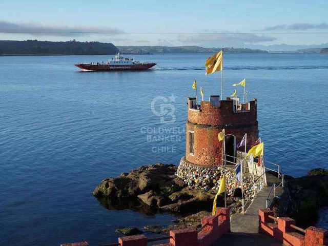 Parcela de 2 ha con vista a volcanes cerca de Calbuco
