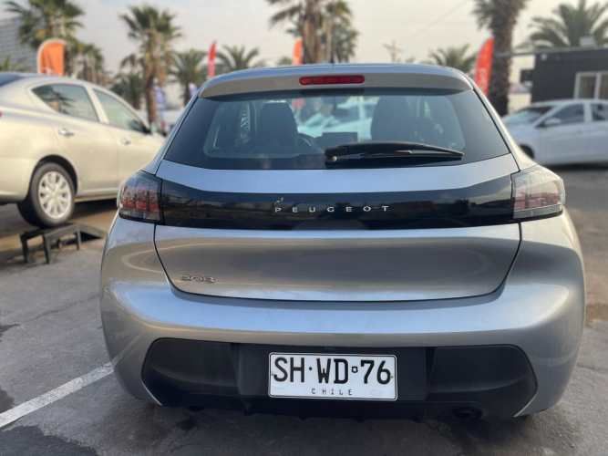 PEUGEOT 208 2023