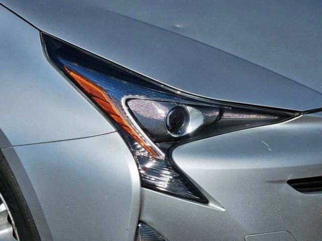 TOYOTA PRIUS 2018
