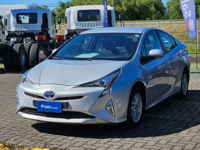 TOYOTA PRIUS 2018
