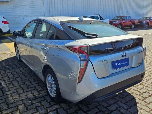 TOYOTA PRIUS 2018