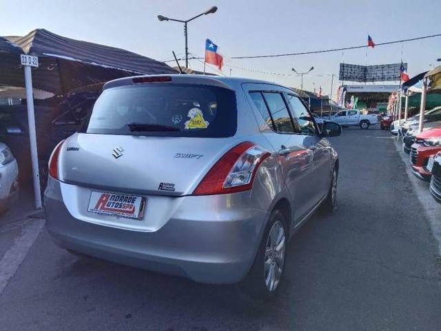 Suzuki Swift automático 2017