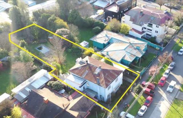 Gran casa y terreno en centrico barrio de Osorno