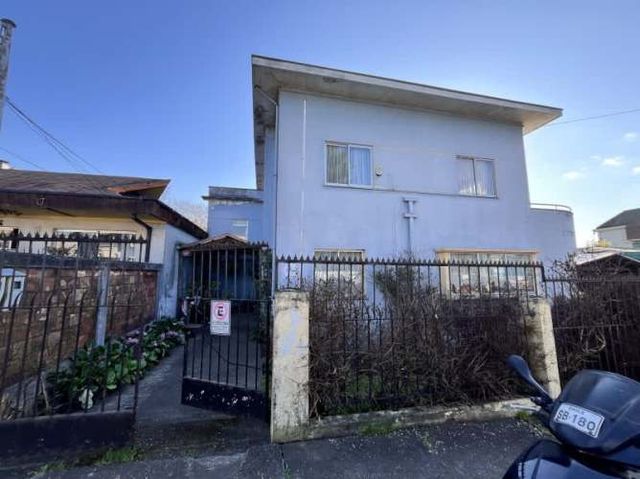 Gran casa y terreno en centrico barrio de Osorno