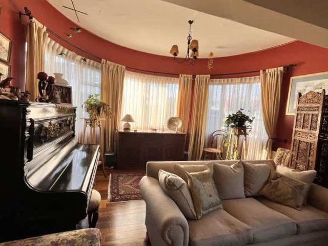 Gran casa y terreno en centrico barrio de Osorno