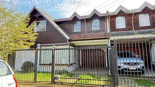 ARRIENDO AMPLIA CASA 5D 3B SECTOR PONIENTE (116357)