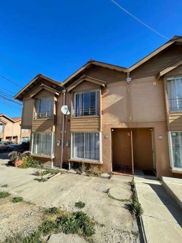 FOCOLARE PROPIEDADES VENDE CASA EN CURAUMA