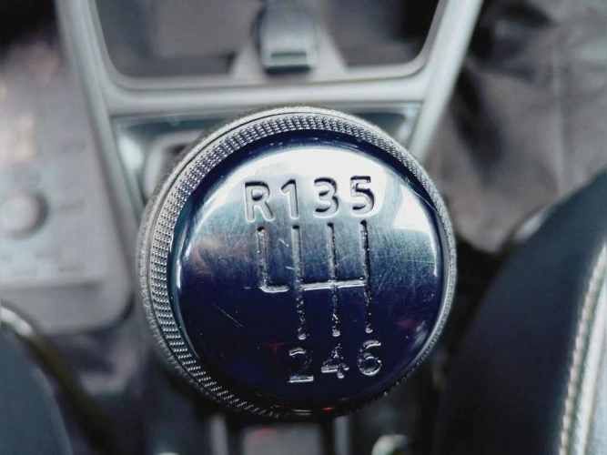 RENAULT EXPRESS 2023